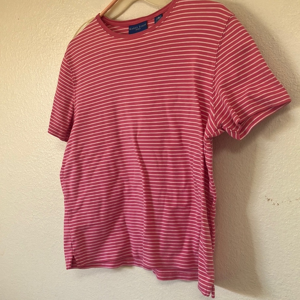 FINAL MARKDOWN Karen Scott short sleeved tee medium